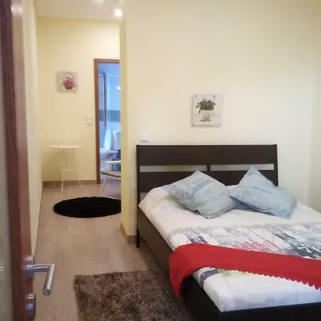 Belinha - Garden Apartment *