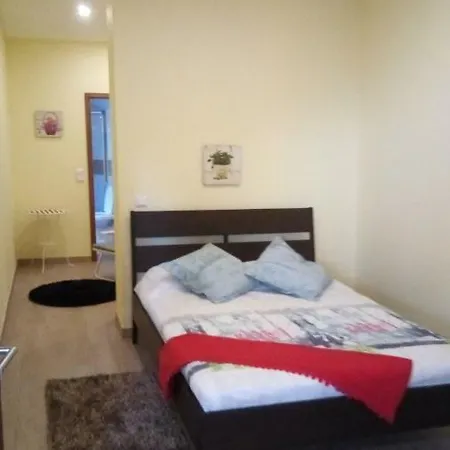 Belinha - Garden Apartment *